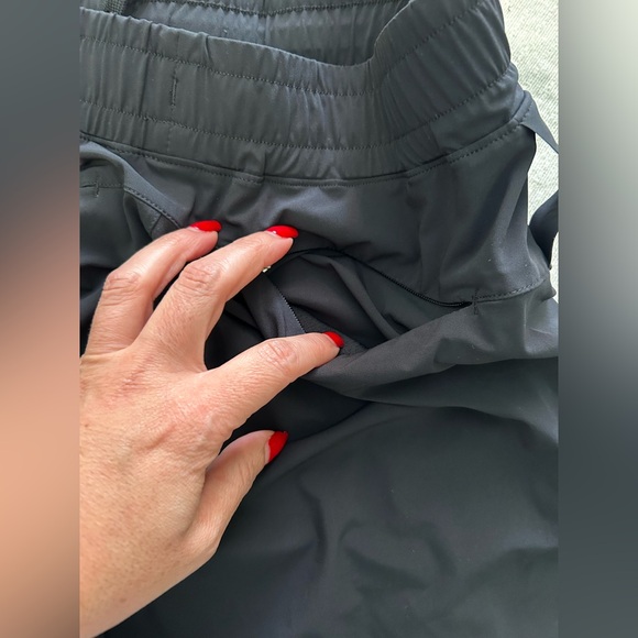 Bad Birdie Women Shorts small  Athleisure - Picture 6 of 9